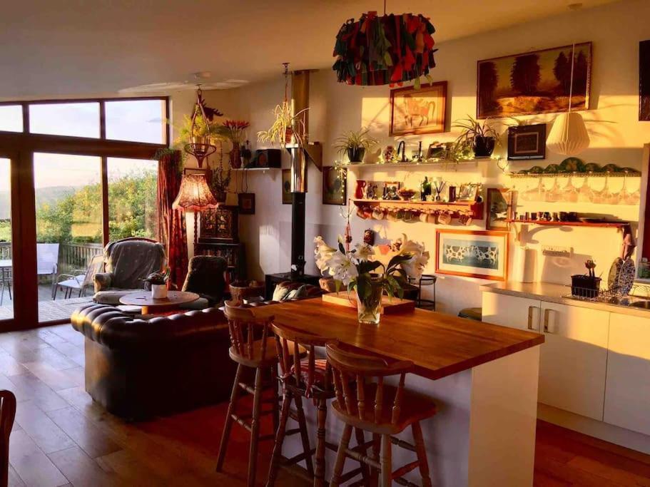 Spacious Cabin On Isolated Farm With Sea View バッド エクステリア 写真